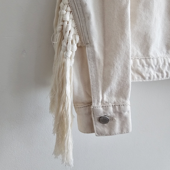 BLANKNYC Sacha Fringed Denim Jacket XS NWT Anthropologie Exclusive Boho Western - Picture 7 of 16